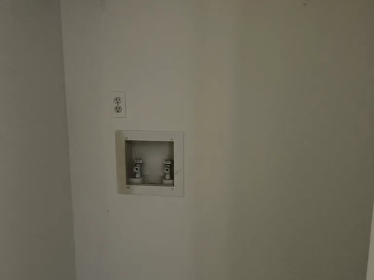 265 Fulkerson Dr #B — Photo 8