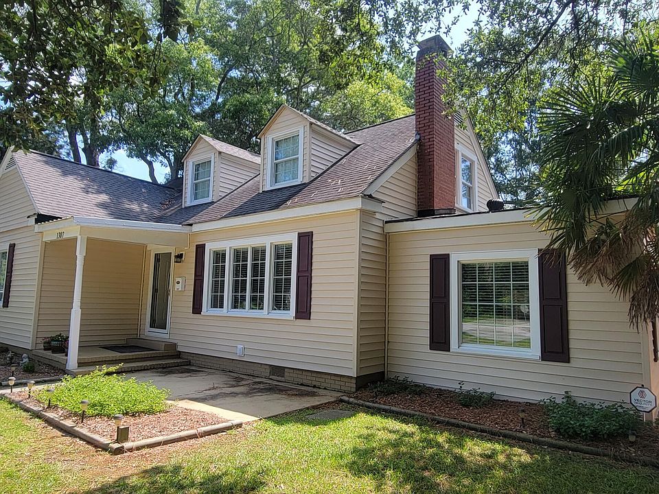 1st image of 1307 N Respess Street