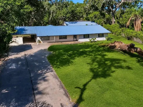 10618 Skewlee Gardens Dr, Thonotosassa, FL 33592