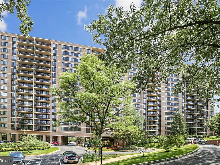 5500 Holmes Run Pkwy #210 — Photo 19