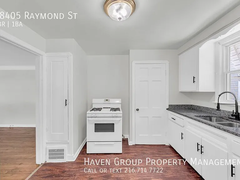 18405 Raymond St — Photo 6