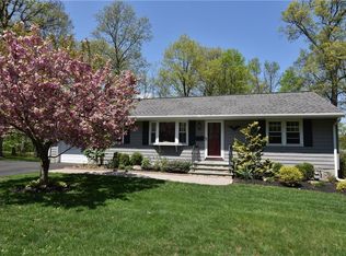 24 Leona Ave, New City, NY 10956
