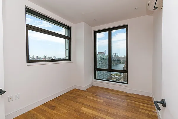Rented by Nooklyn NYC LLC | media 194