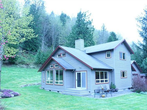 4th image of 185 Alder Dr