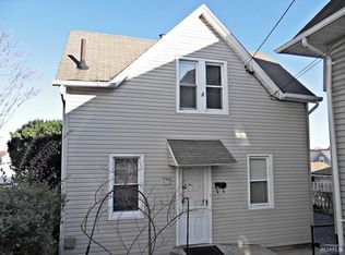 34 Summit Ave FLOOR 1, Garfield, NJ 07026