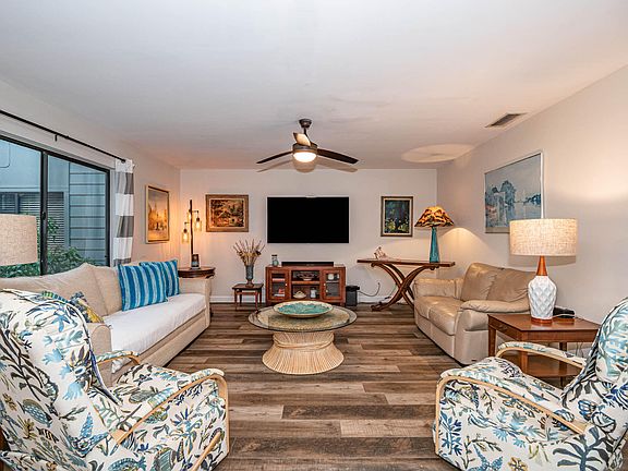3rd image of 2125 Pine Creek Boulevard #103