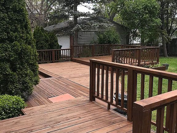 5th image of 31501 Maplewood St