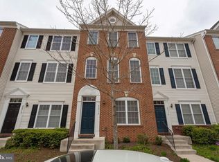 42914 Pamplin Ter, Chantilly, VA 20152