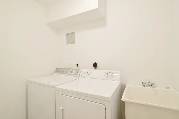 Rented by Corcoran | media 20