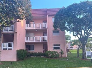 9561 Sunrise Lakes Blvd APT 310, Sunrise, FL 33322