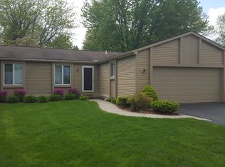6519 Scarsdale Rd, Maumee, OH 43537