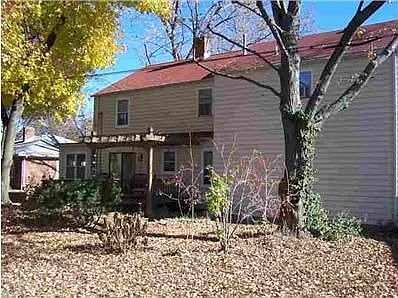 4th image of 120 Indian Ln