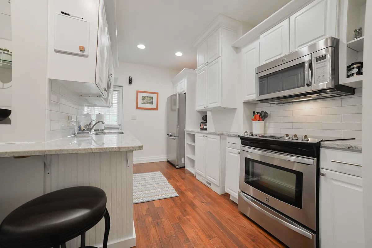 Building Photo - 233 S Spanish St #233B