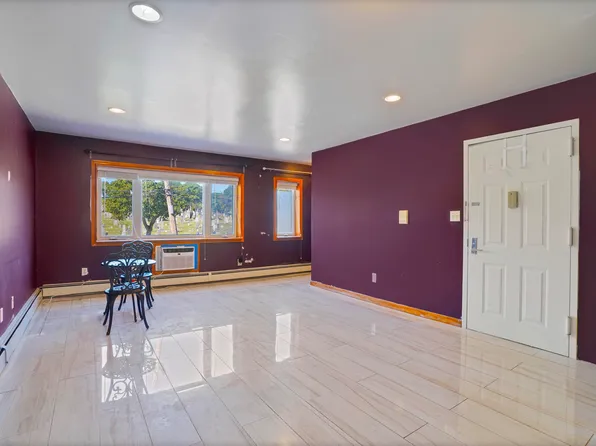 65-36 Metropolitan Avenue image 21 of 33