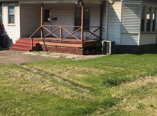 120 Hartrey St, Springdale, PA 15144