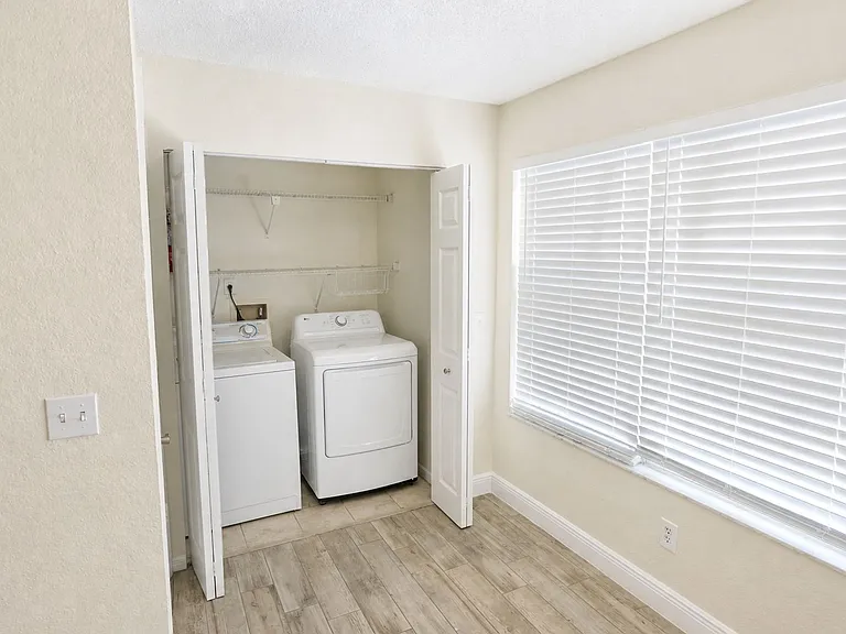 5156 Conroy Rd #16 — Photo 6