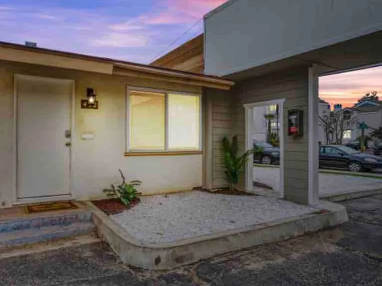 E Clara St — Photo 13