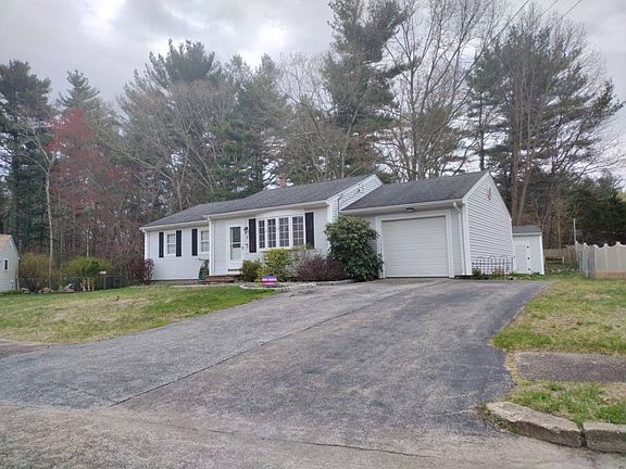 2nd image of 3 Mulberry Ct