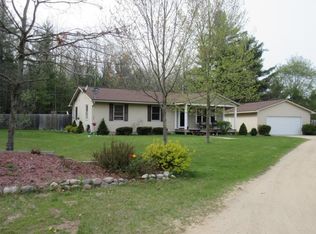 19346 Richardson Way, Howard City, MI 49329