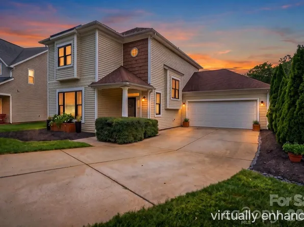 20452 Greenway Heights Dr, Cornelius, NC 28031