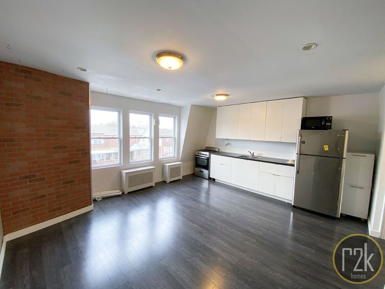 1st image of 32-59 46th St #3D