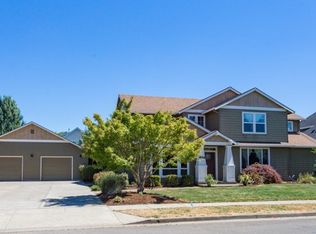 3224 N Crater Ln, Newberg, OR 97132