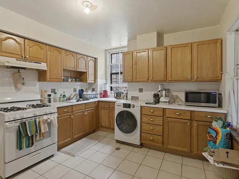1931 W Evergreen Ave #3 — Photo 1