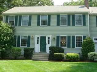 7 Leonard Rd, Walpole, MA 02081