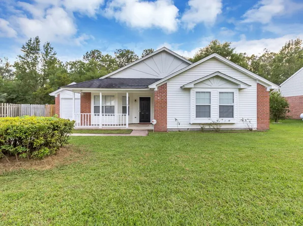 710 Osprey Dr, Richmond Hill, GA 31324