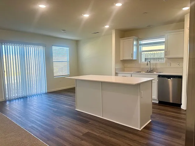 2882 Bay Hill Dr — Photo 5