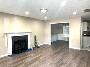 318 Lee Miller Dr, Suwanee, GA 30024