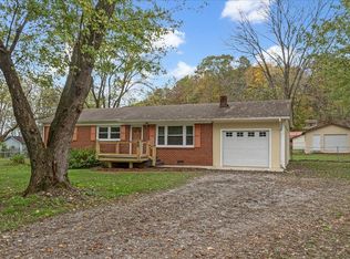 803 Pryor Cove Rd, Jasper, TN 37347