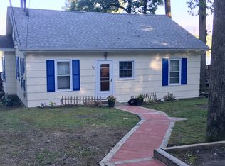 83 Bearfort Rd, West Milford, NJ 07480