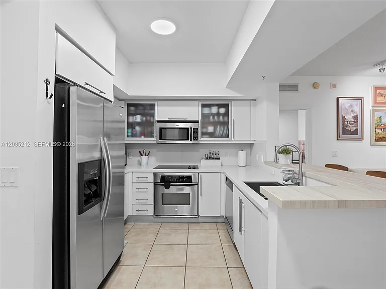 888 S Douglas Rd #302 — Photo 4