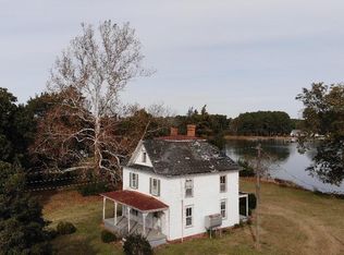 22058 Pryor Dr, Onancock, VA 23417