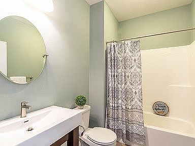 4th image of 3716 W Cheryl Dr