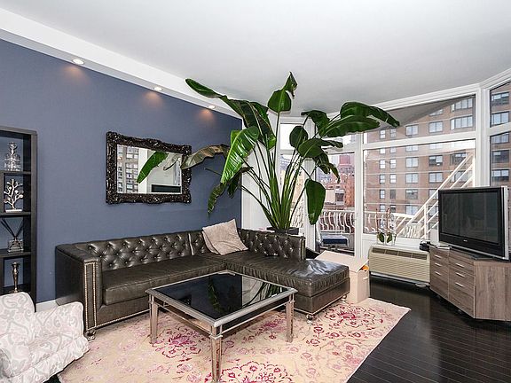 5th image of 200 E 32nd St APT 9D