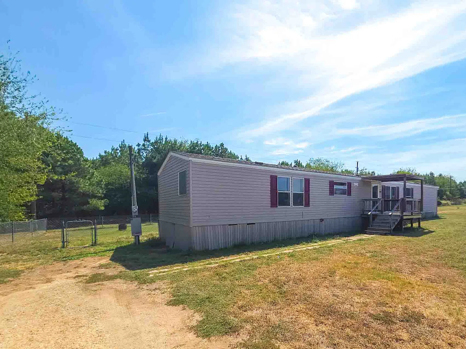 3 bed, 1300 sqft, $1,199 — Photo 4