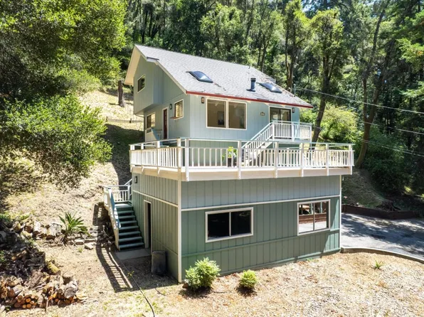 1060 Redwood Dr, Aptos, CA 95003