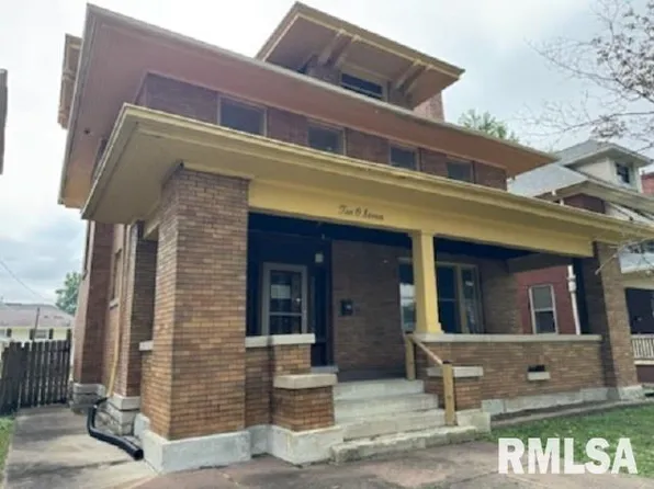 1007 S 12th St, Quincy, IL 62301