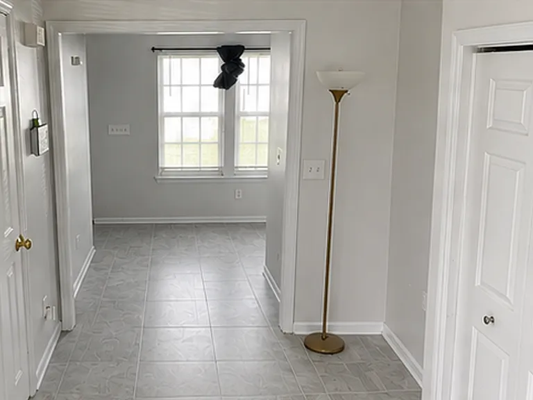 777 Sir Raleigh Dr — Photo 2