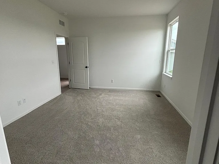 27010 E Dogwood Ln — Photo 6