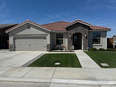 9218 Cape Forest Ln, Shafter, CA, 93263