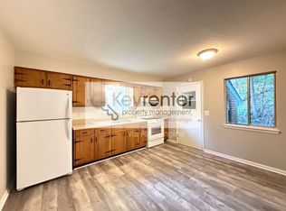 4460 Norcross Rd #B, Hixson, TN 37343