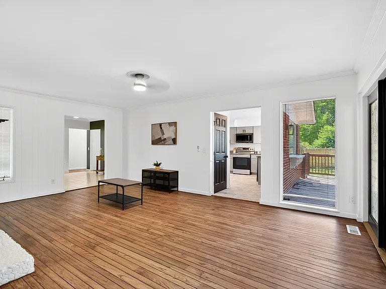 6450 Hadden Bay Dr — Photo 14