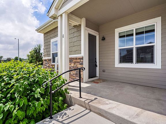 2nd image of 2169 Cape Hatteras Dr #1