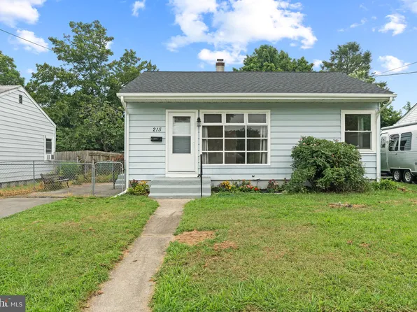 215 Clamer Rd, Ewing, NJ 08628