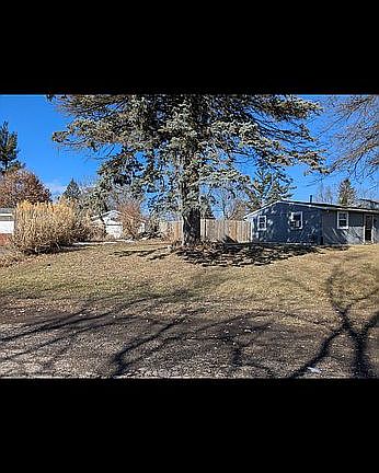3rd image of 1411 Appleford St