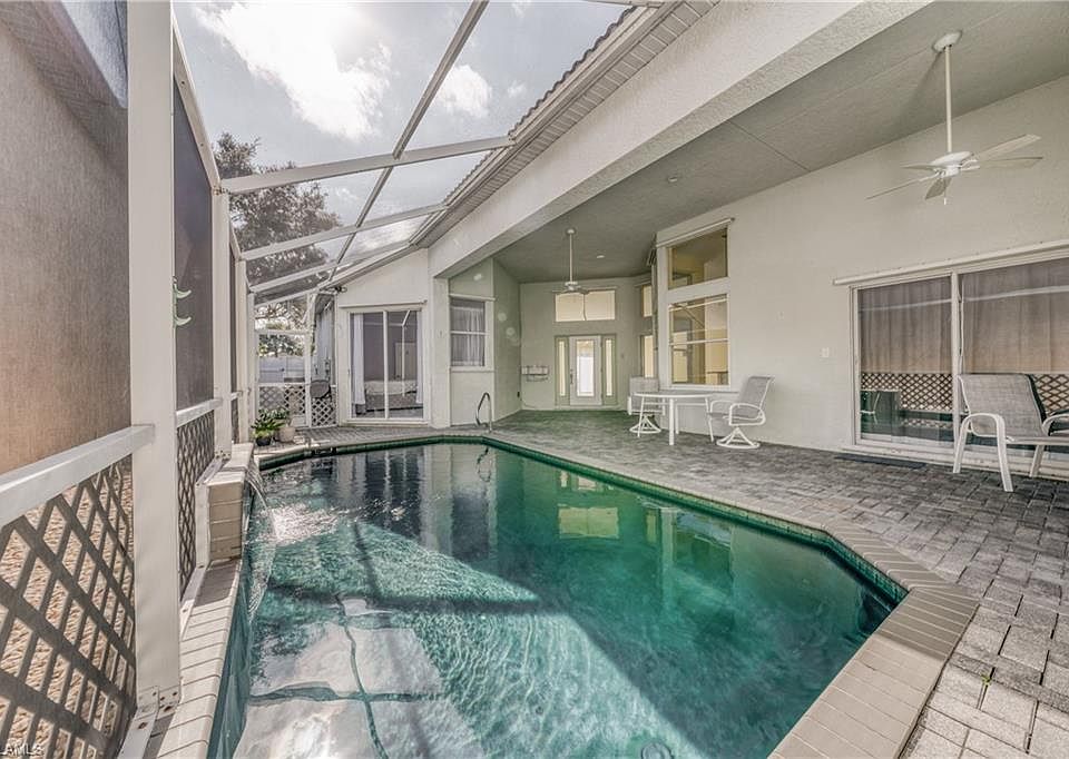 1st image of 1088 Jardin DR
