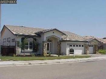 1st image of 4055 Newport Ln